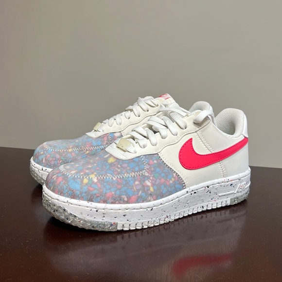 Nike Air Force 1 - Picture 1 of 5